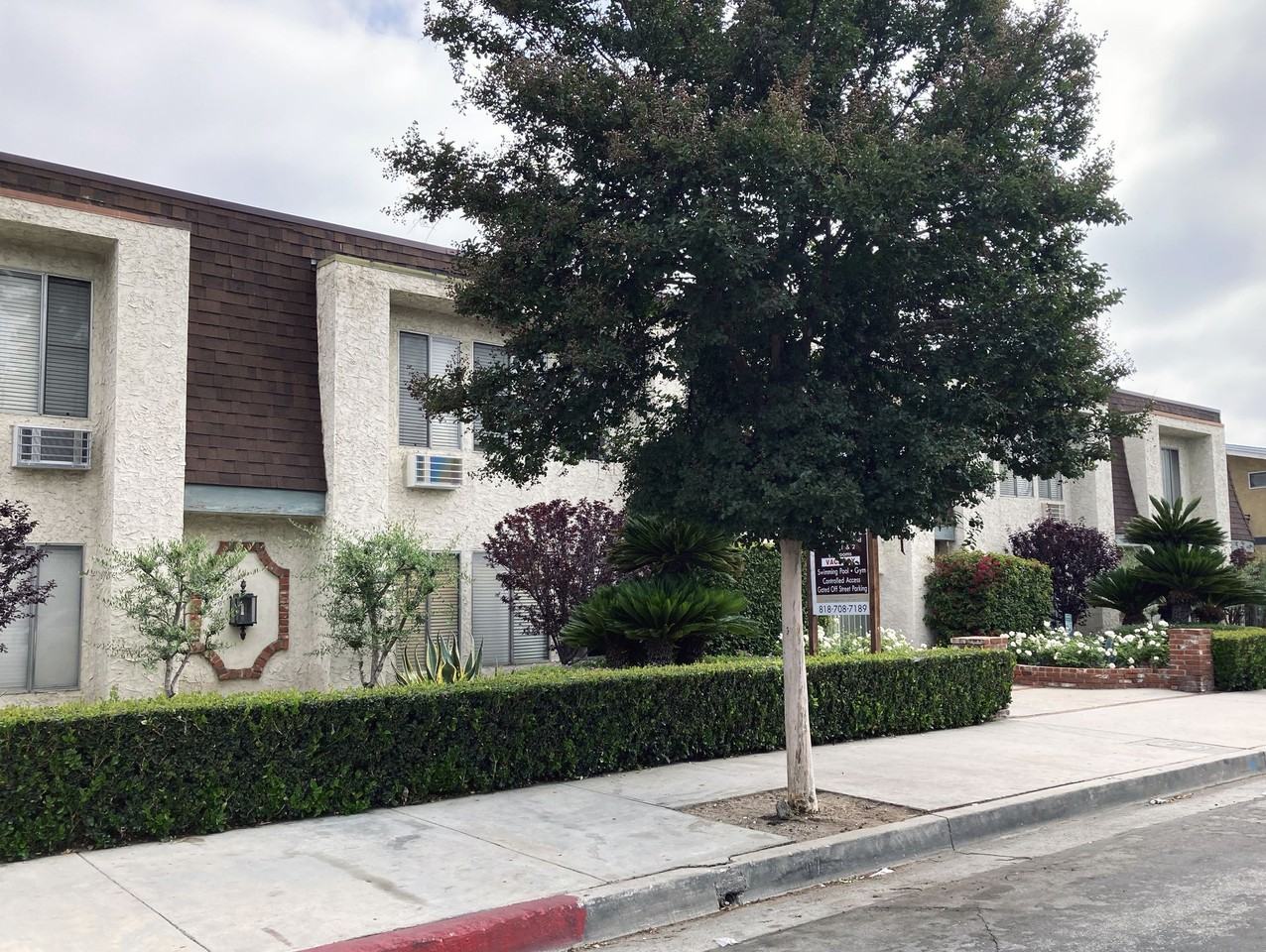 Collins Hacienda Apartments - Photo 6 of 7