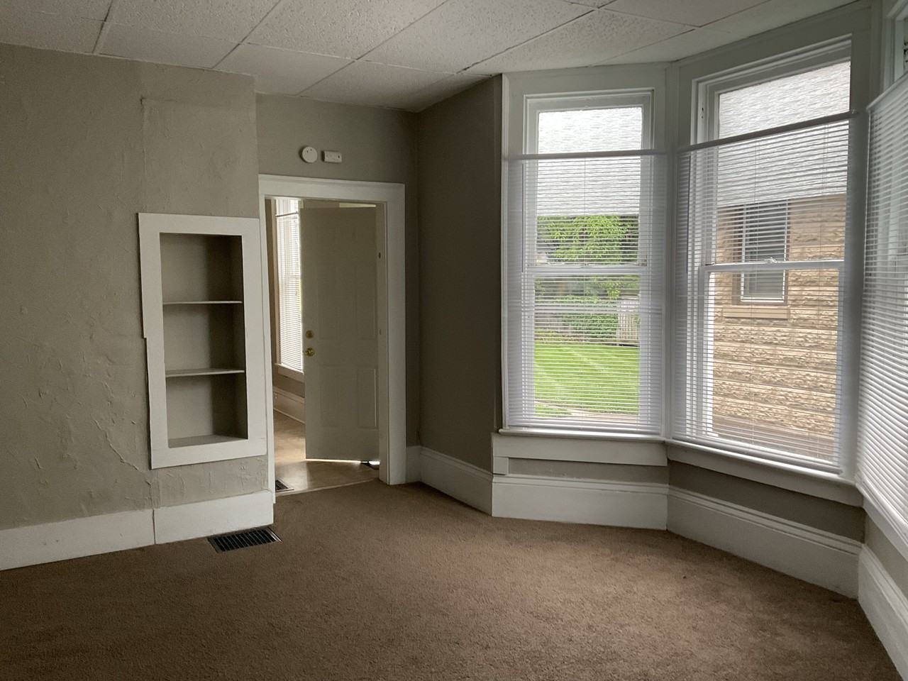 926 Columbia Ave #3 - Photo 2 of 6