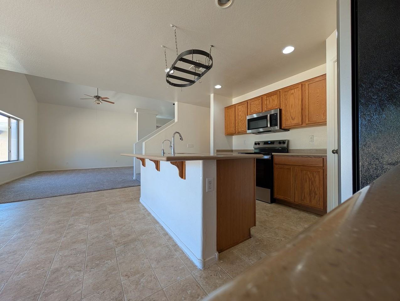 2640 E Silversmith Trl - Photo 3 of 31