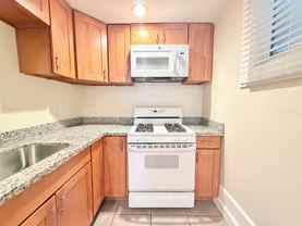 R0180 - Pettygrove Apartments - Photo 1 of 1