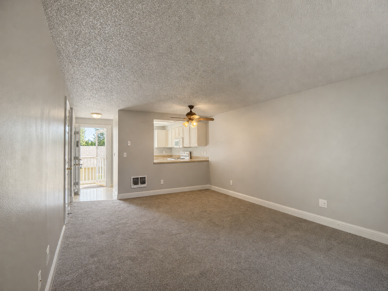 13216 Ne Salmon Creek Ave #S2 - Photo 5 of 20
