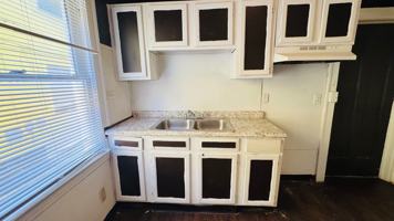 featured image of 12633 Edmonton Ave