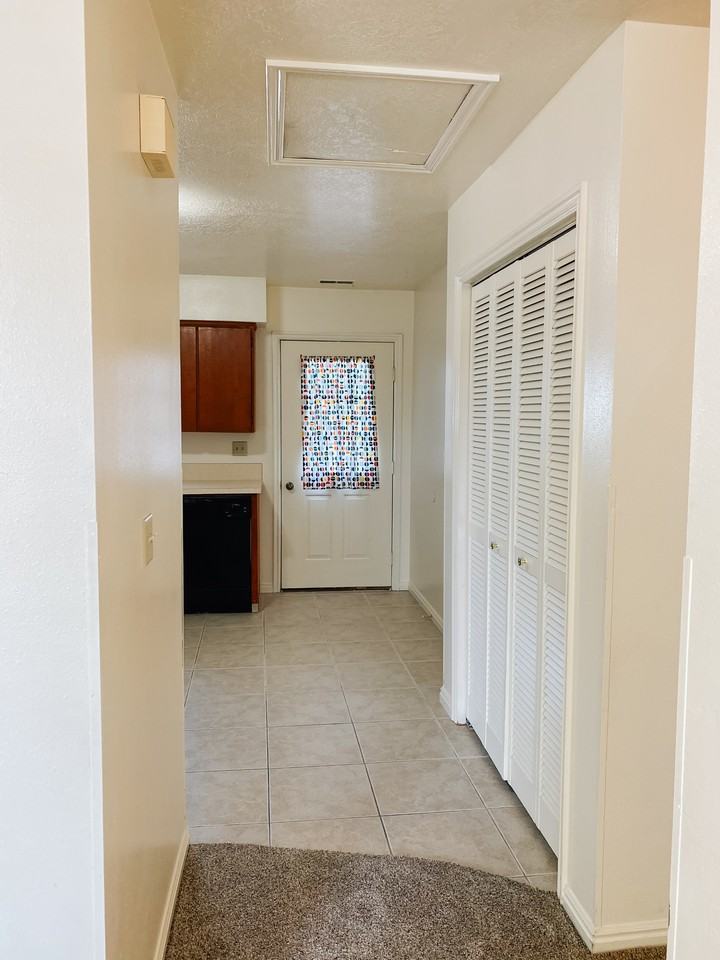 289 W 1100 N #1 - Photo 3 of 11
