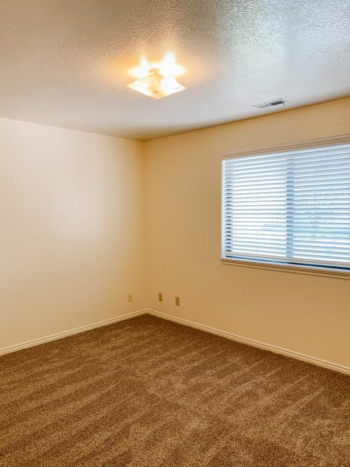 289 W 1100 N #1 - Photo 7 of 11