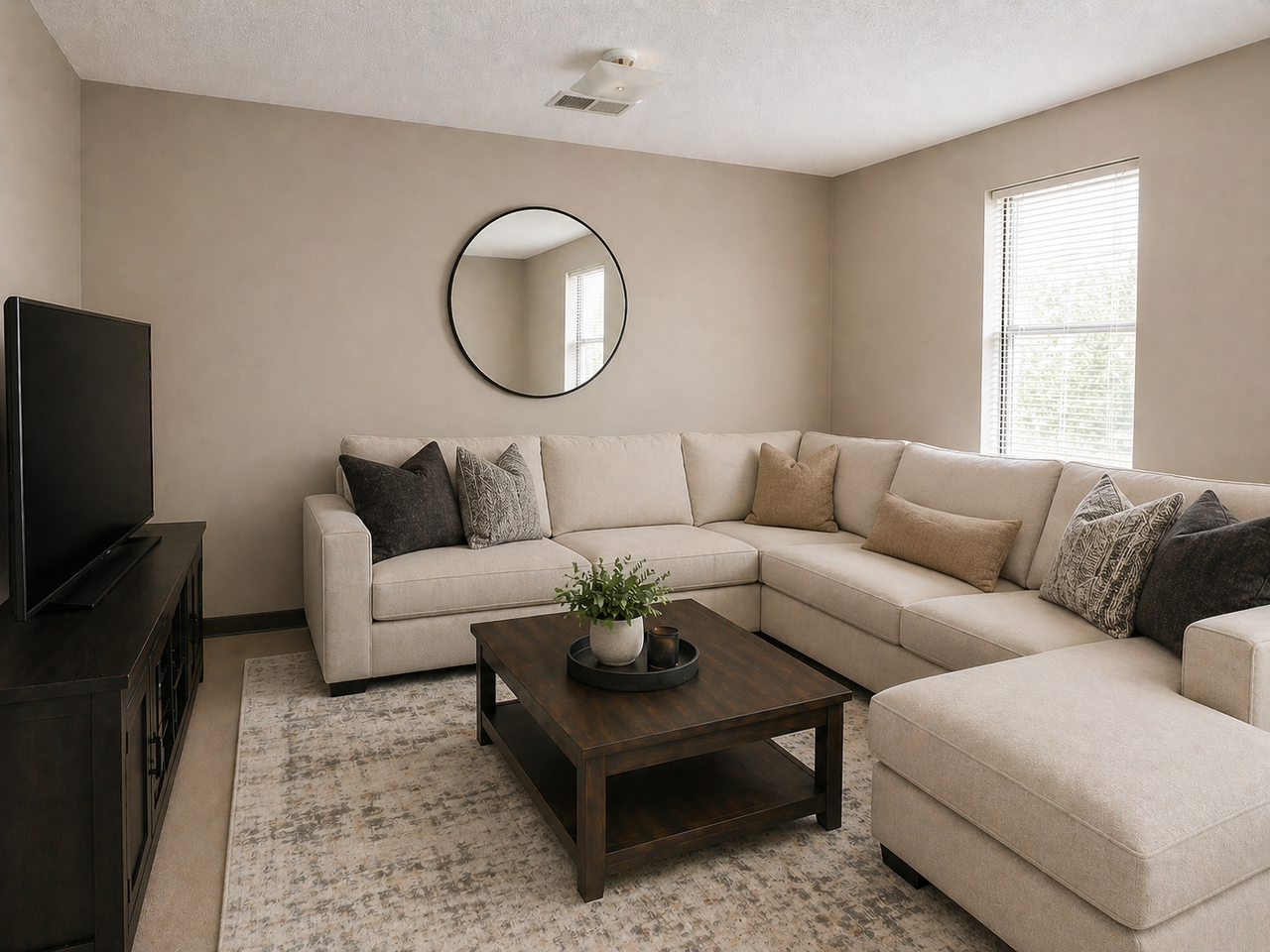 942 Emmie St #1 - Photo 3 of 9
