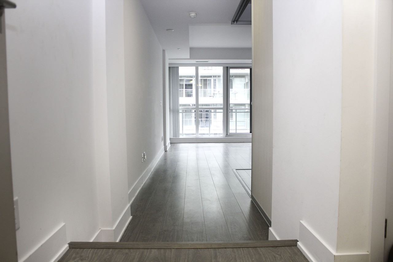 508 Downtown Condominium #709 - Photo 2 of 11