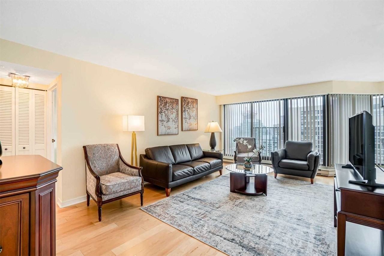 55 Harbourside #3315 - Photo 2 of 21