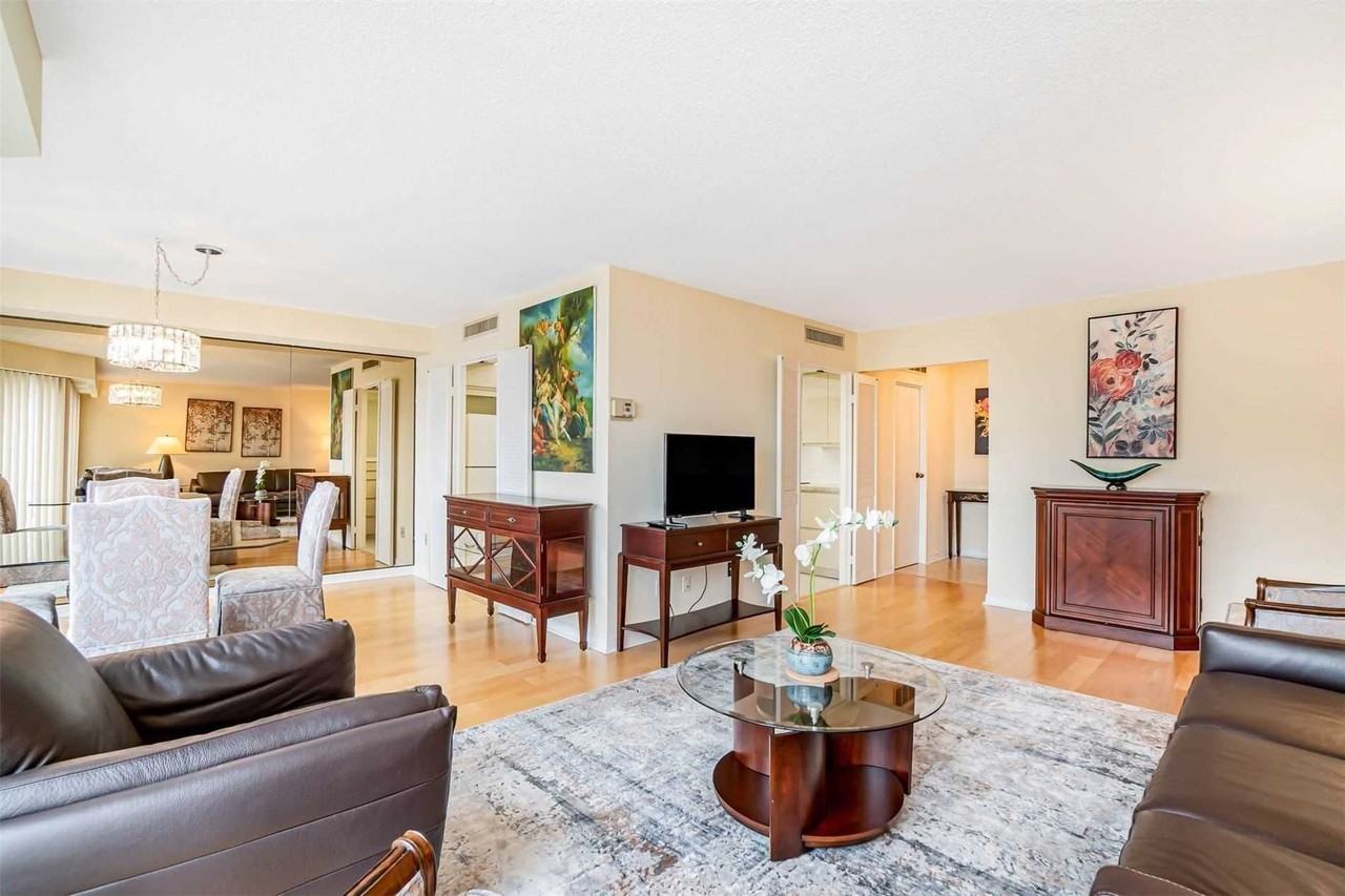 55 Harbourside #3315 - Photo 4 of 21