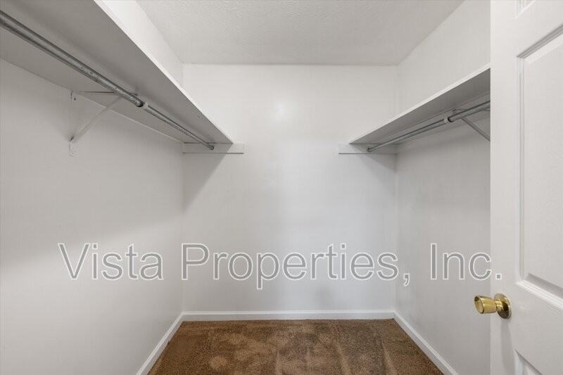 4119 Glen Hill Manor Dr #4119-6 - Photo 5 of 28