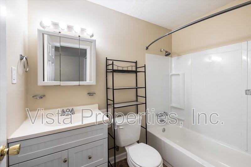 4119 Glen Hill Manor Dr #4119-6 - Photo 6 of 28