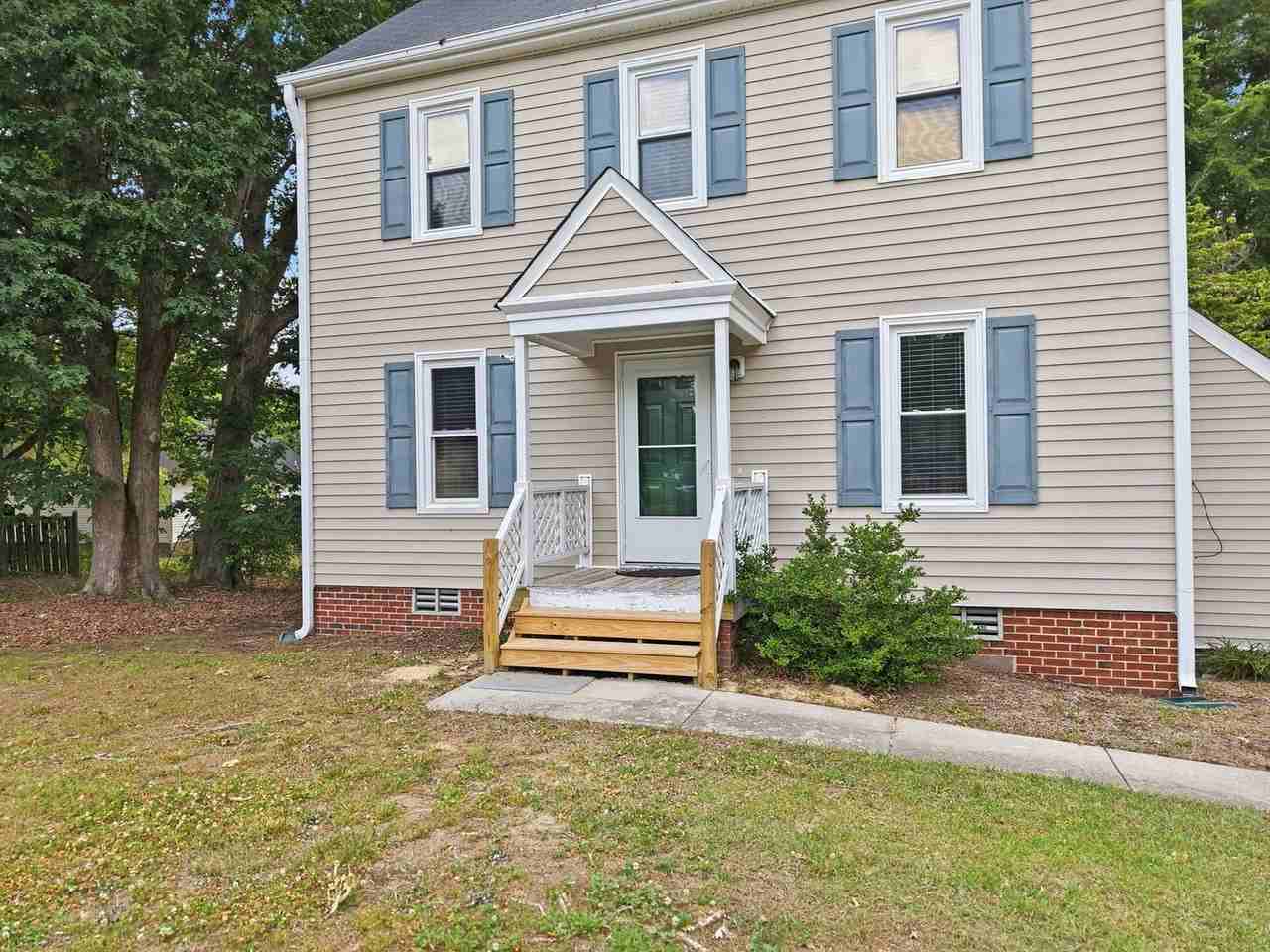 1000 Hornbuckle Ct - Photo 4 of 46