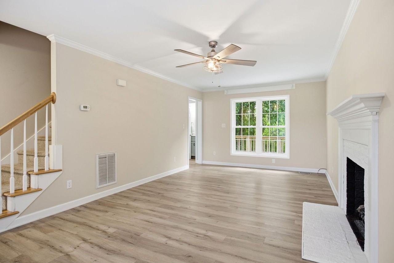 1000 Hornbuckle Ct - Photo 7 of 46