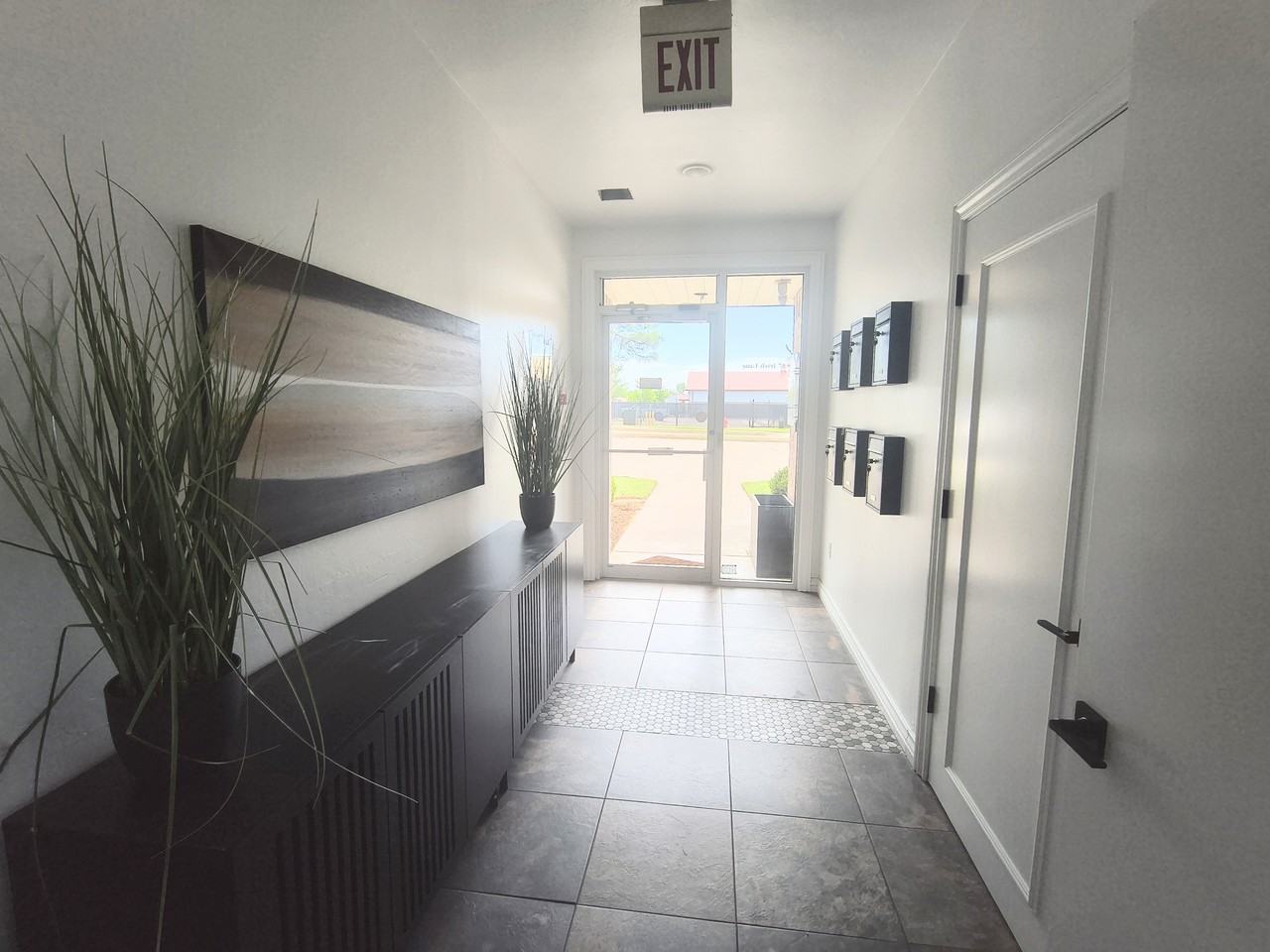 817 Irish Ln #A - Photo 6 of 32
