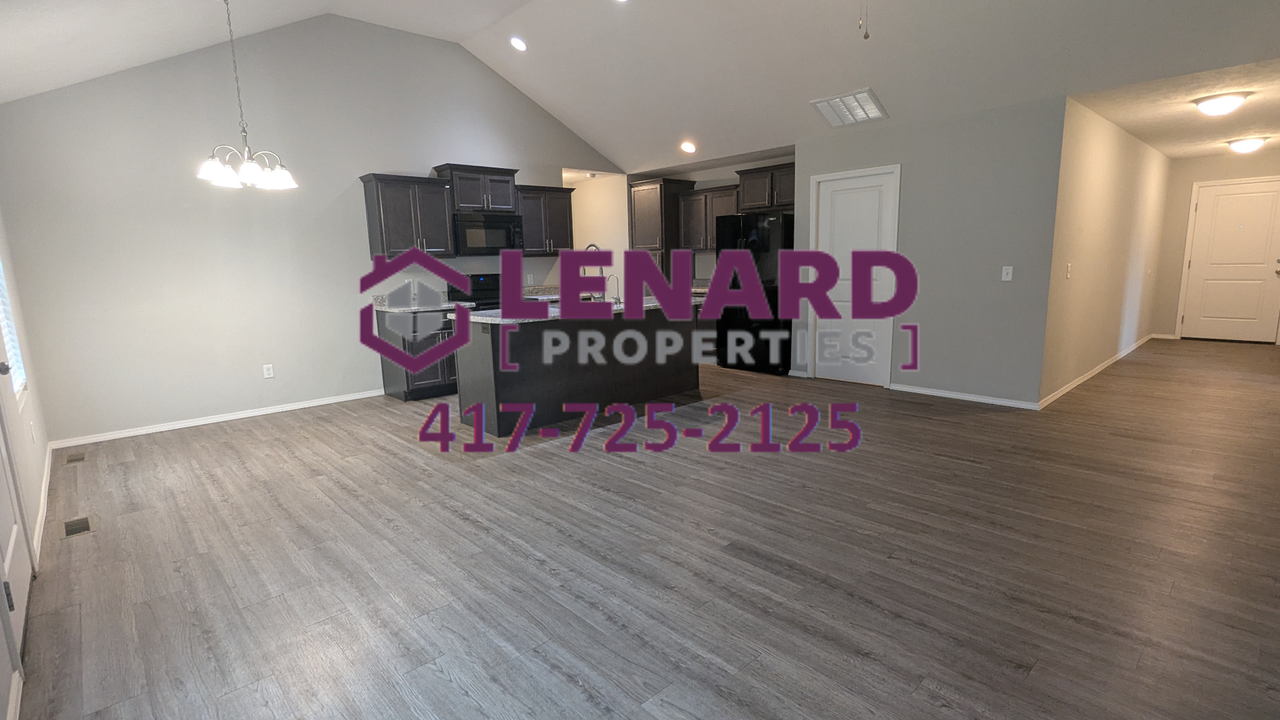 1361 S Lorraine Ave - Photo 4 of 16