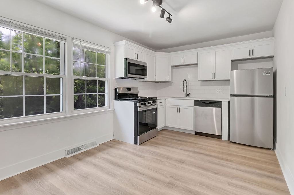 5946 Sunridge Dr #1 - Photo 6 of 28