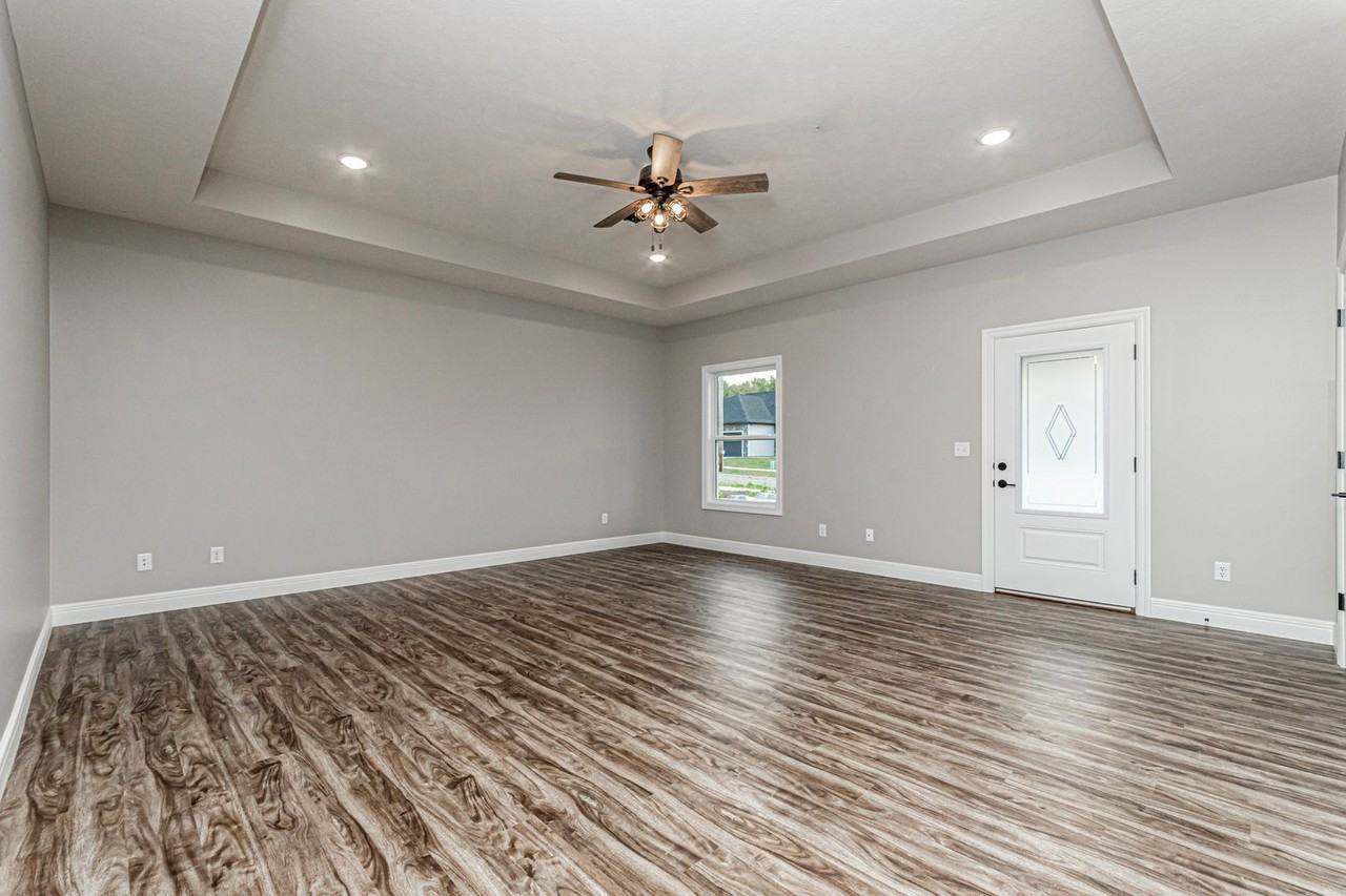 1704 Kenneth Dr - Photo 6 of 24
