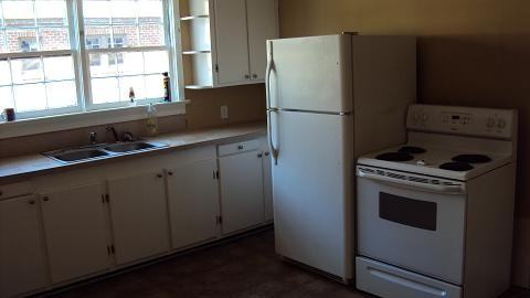 815 W Evans St Apt B #1 - Photo 3 of 3