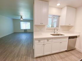 310 E Bradley Ave - Photo 1 of 1
