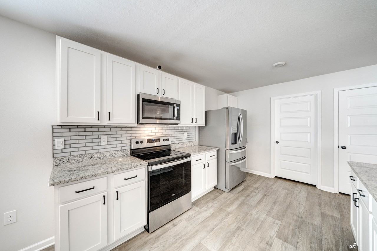 138 Ryder Ln #1 - Photo 3 of 14