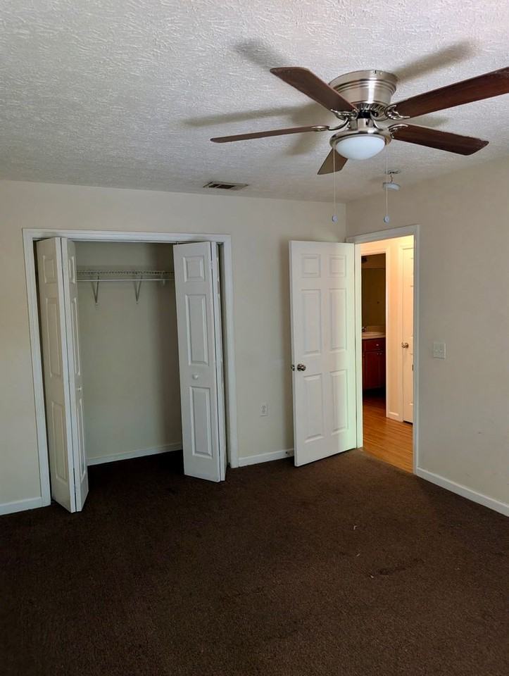 725 Sherman Ave #B - Photo 7 of 8