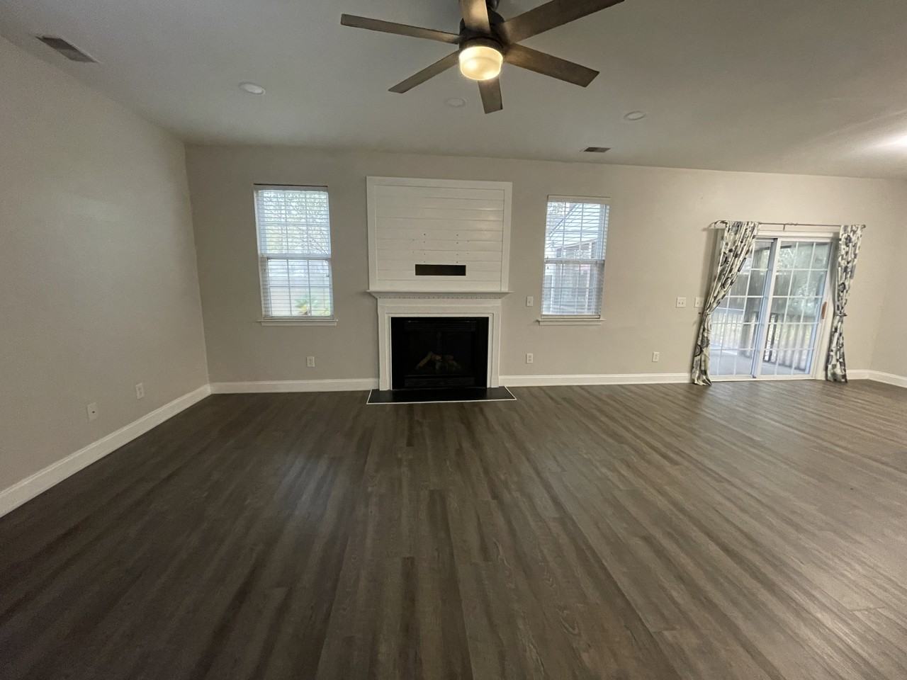 9305 S Moreto Cir #1 - Photo 4 of 10