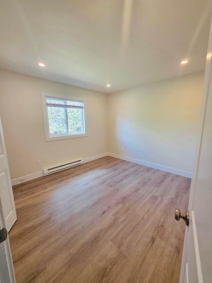 1121 Colorado Ave #1 - Photo 5 of 10