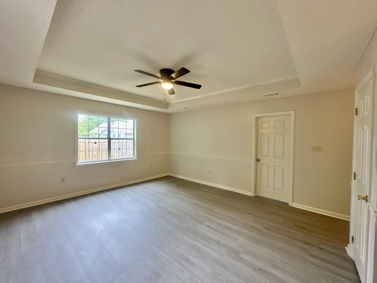 334 Sawgrass Dr #1 - Photo 3 of 24