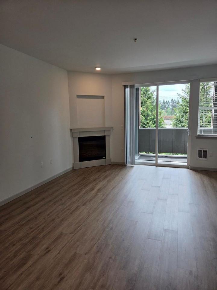 5402 141st St E - Photo 3 of 8