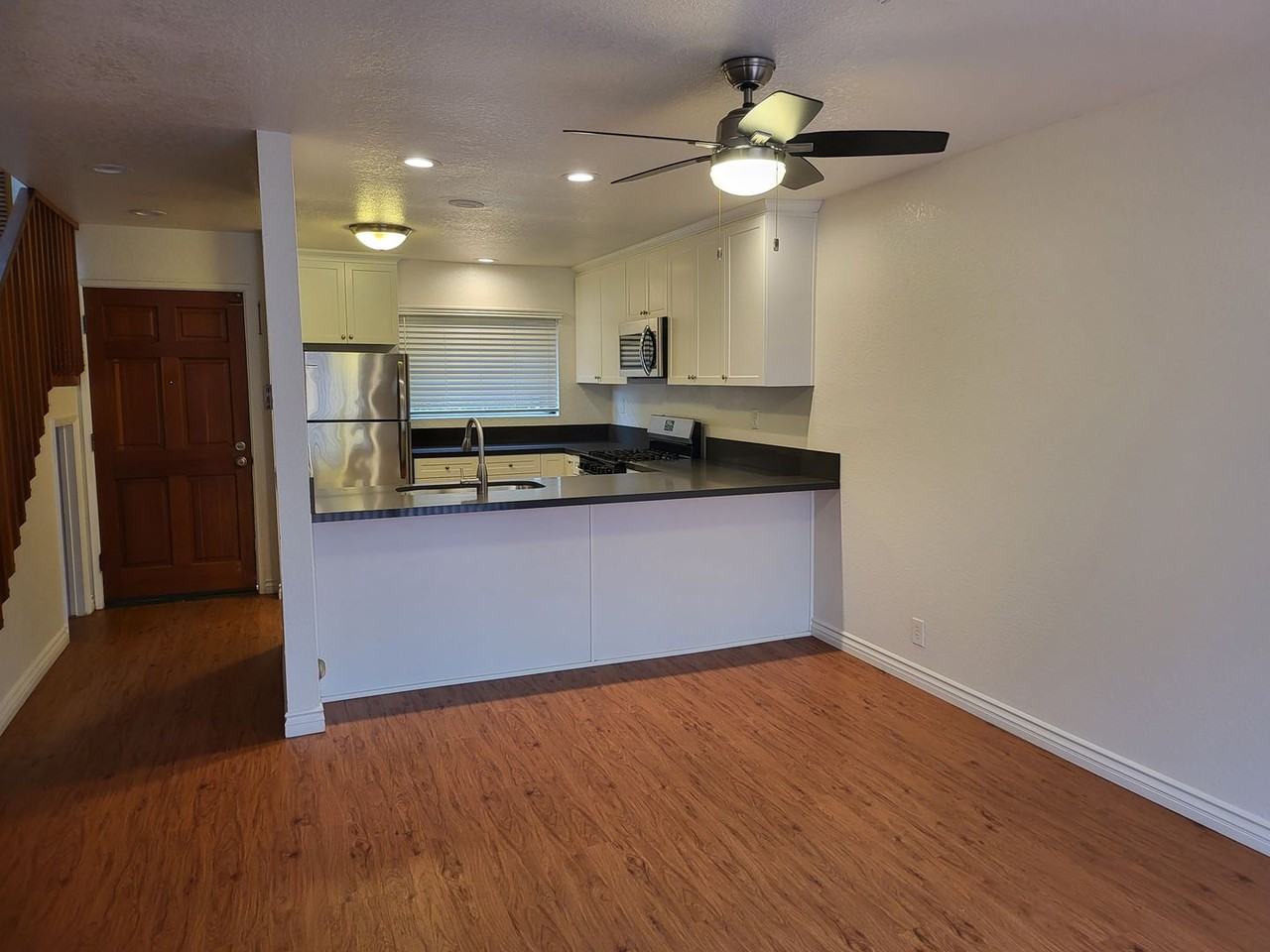 1457 N. Vulcan Ave. - Photo 3 of 20