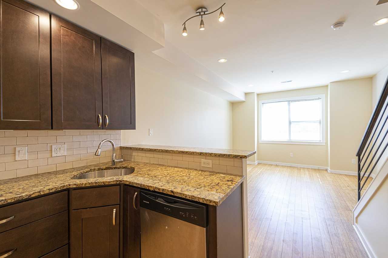 1256 S 20th St #2 - Photo 2 of 10