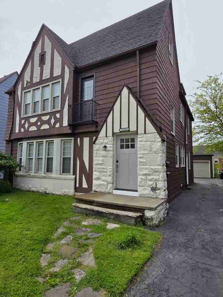 17424 Winslow Rd - Photo 2 of 50