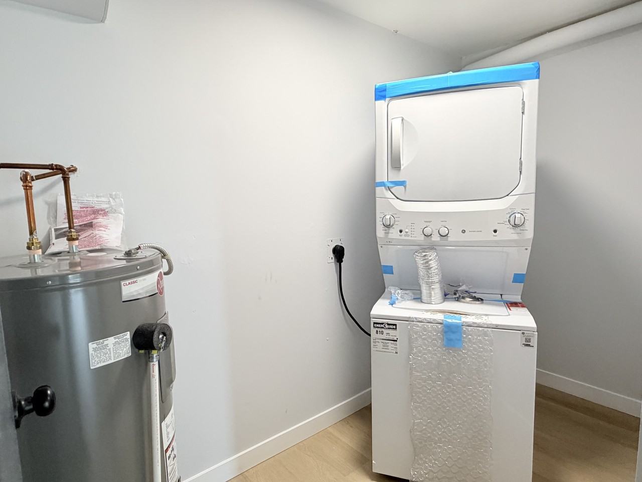 2950 Elsmere Ave #202 - Photo 3 of 12