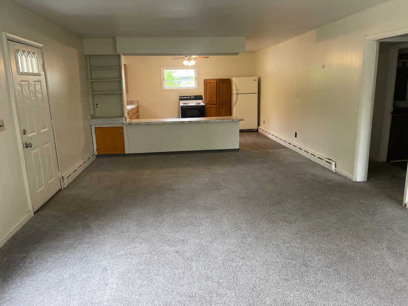 660 Stamp Dr #1 - Photo 3 of 10