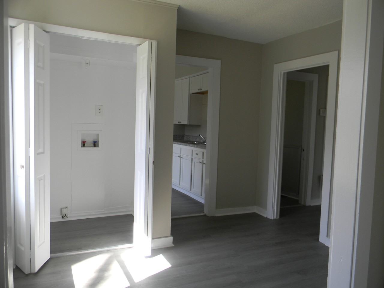 312 25th St Sw #1 - Photo 5 of 27