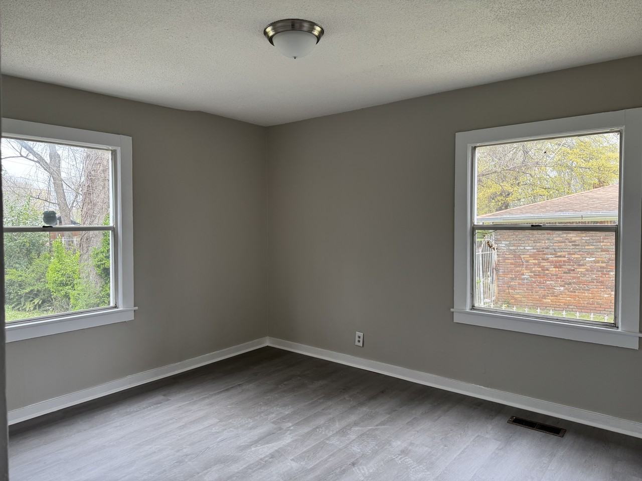 312 25th St Sw #1 - Photo 7 of 27