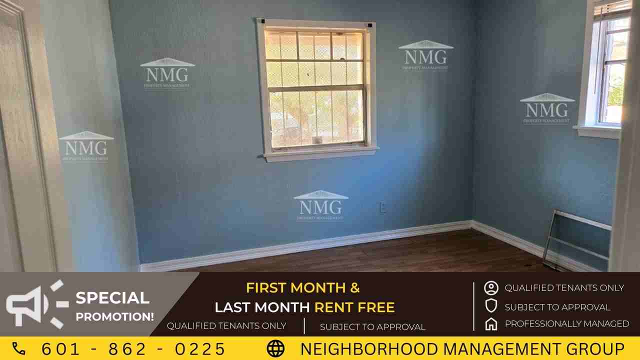 3380 Shady Oaks St #B - Photo 3 of 4