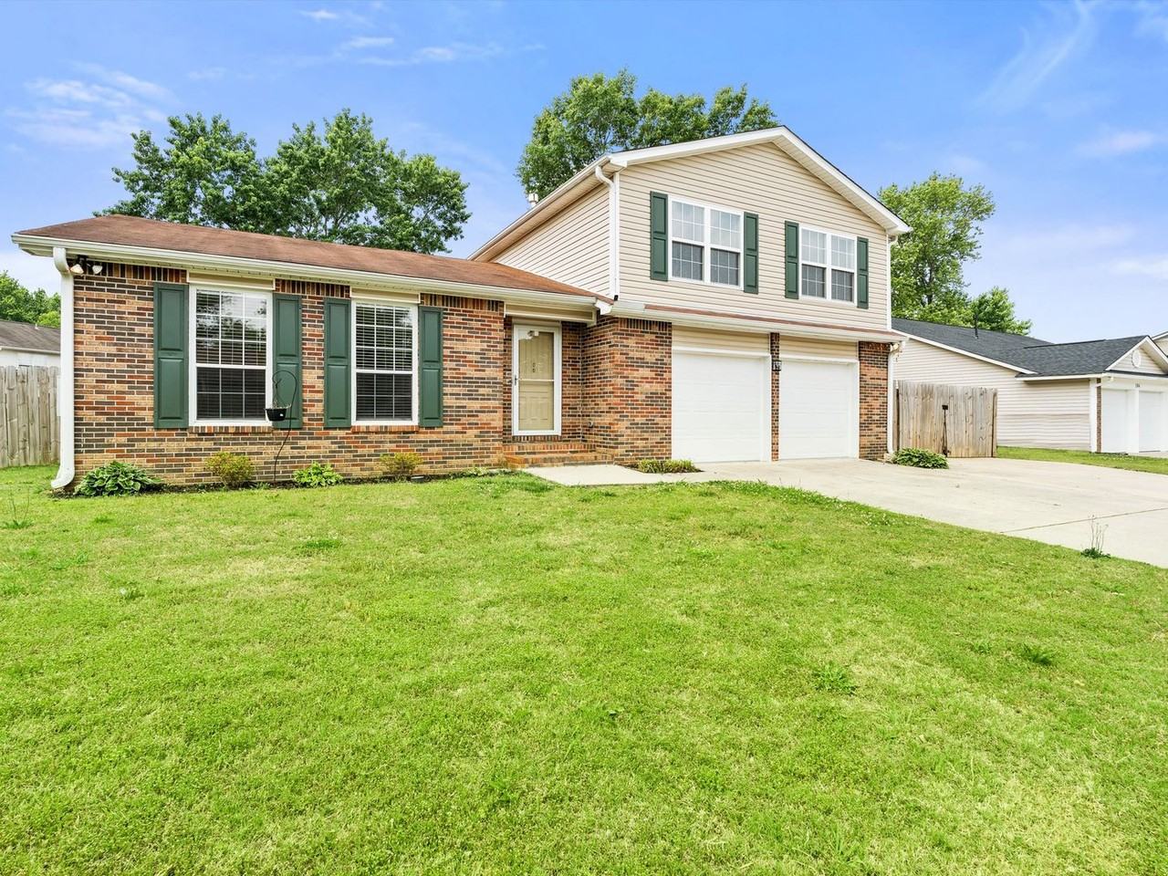 106 Champions Green Dr - Photo 4 of 28