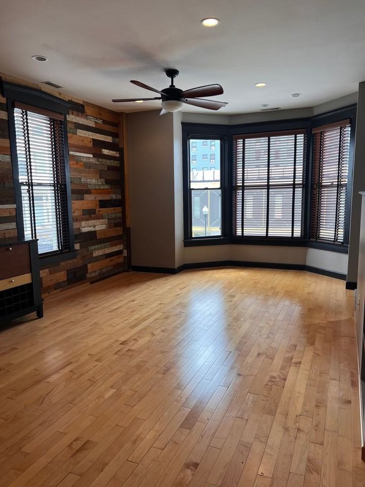 214 N 6th St - Photo 3 of 13