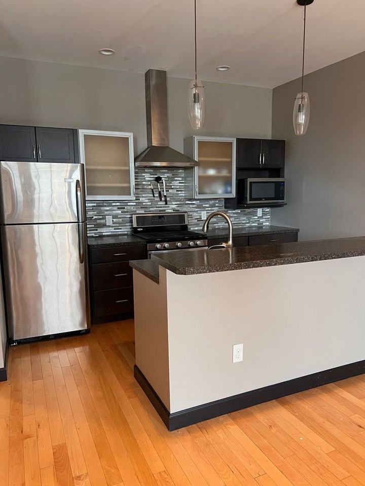 214 N 6th St - Photo 6 of 13