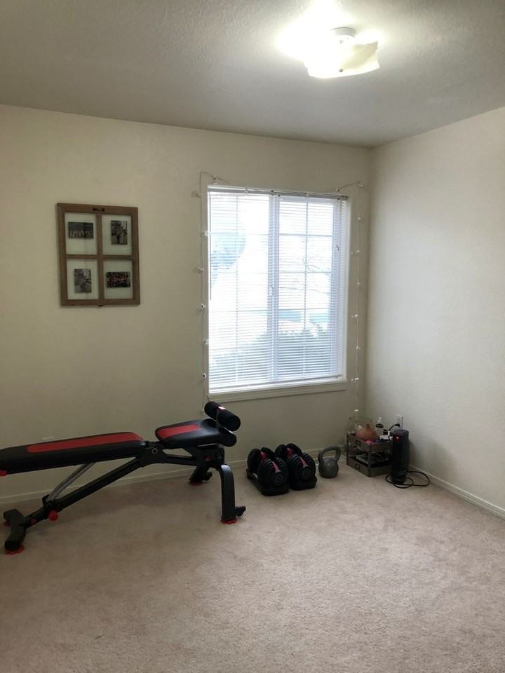 3014 W Villard St - Photo 2 of 9