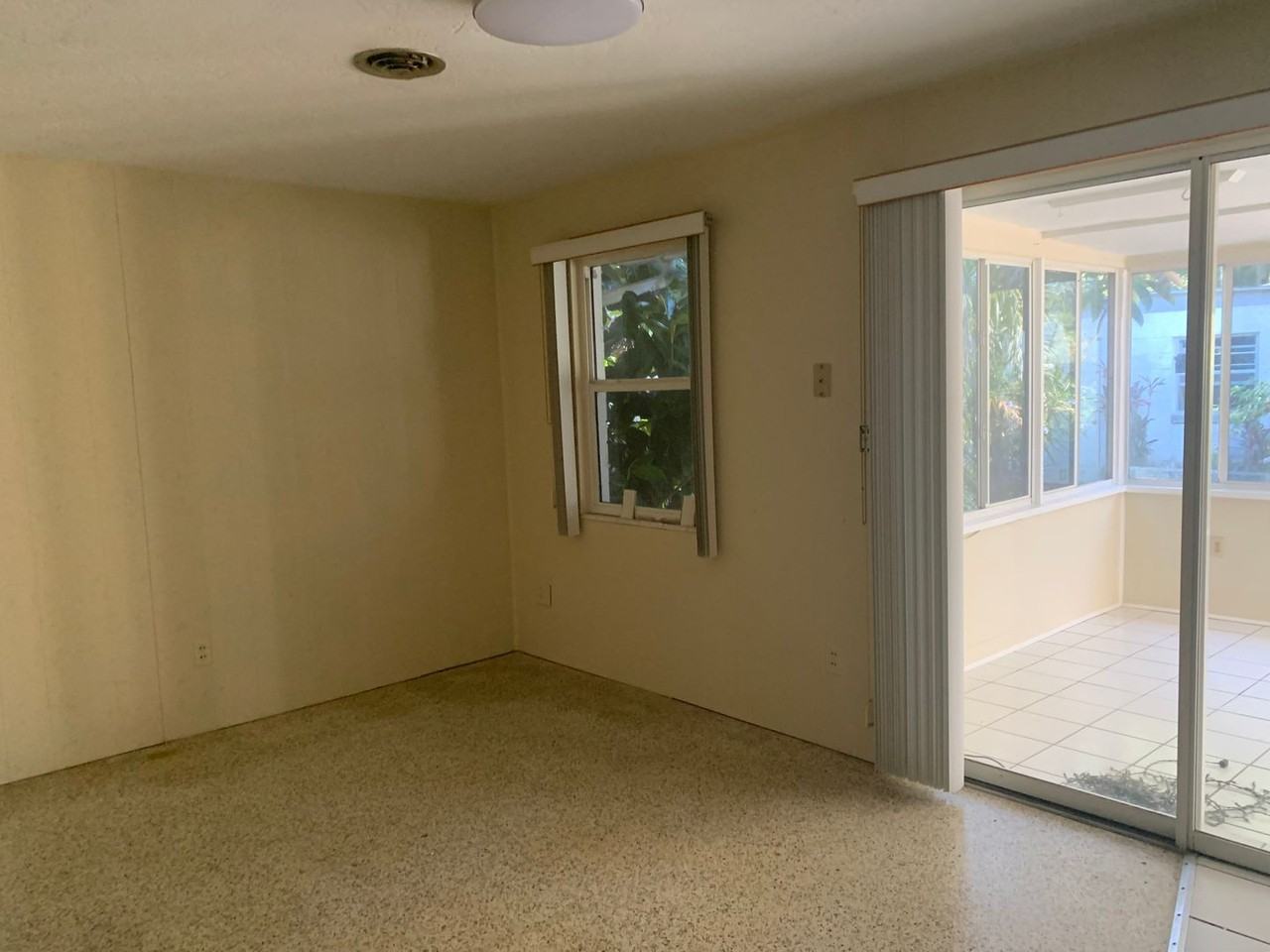 718 Jane Ave - Photo 3 of 10