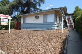 725foo - Photo 1 of 1