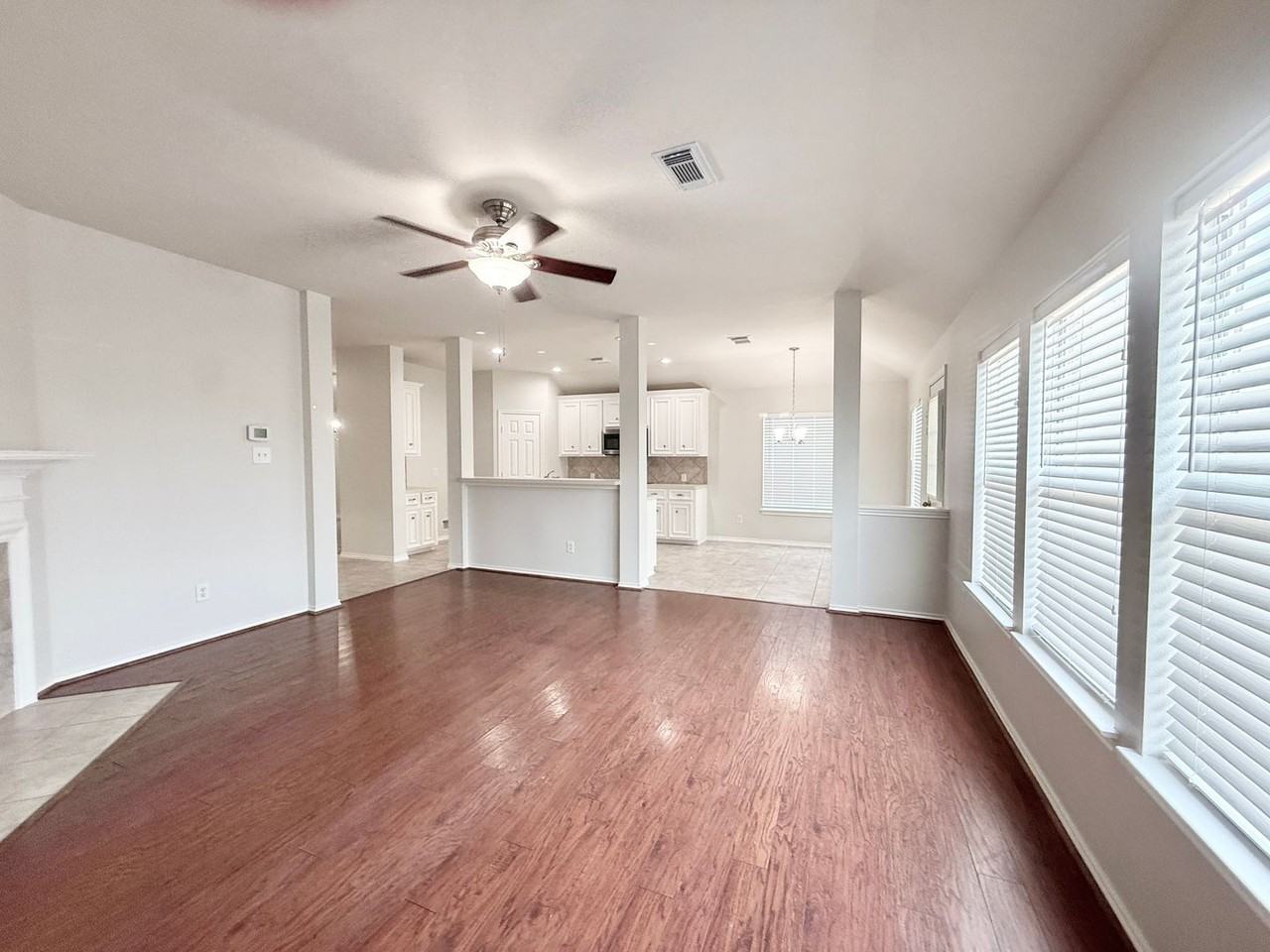 12404 Shady Brook Dr - Photo 7 of 29