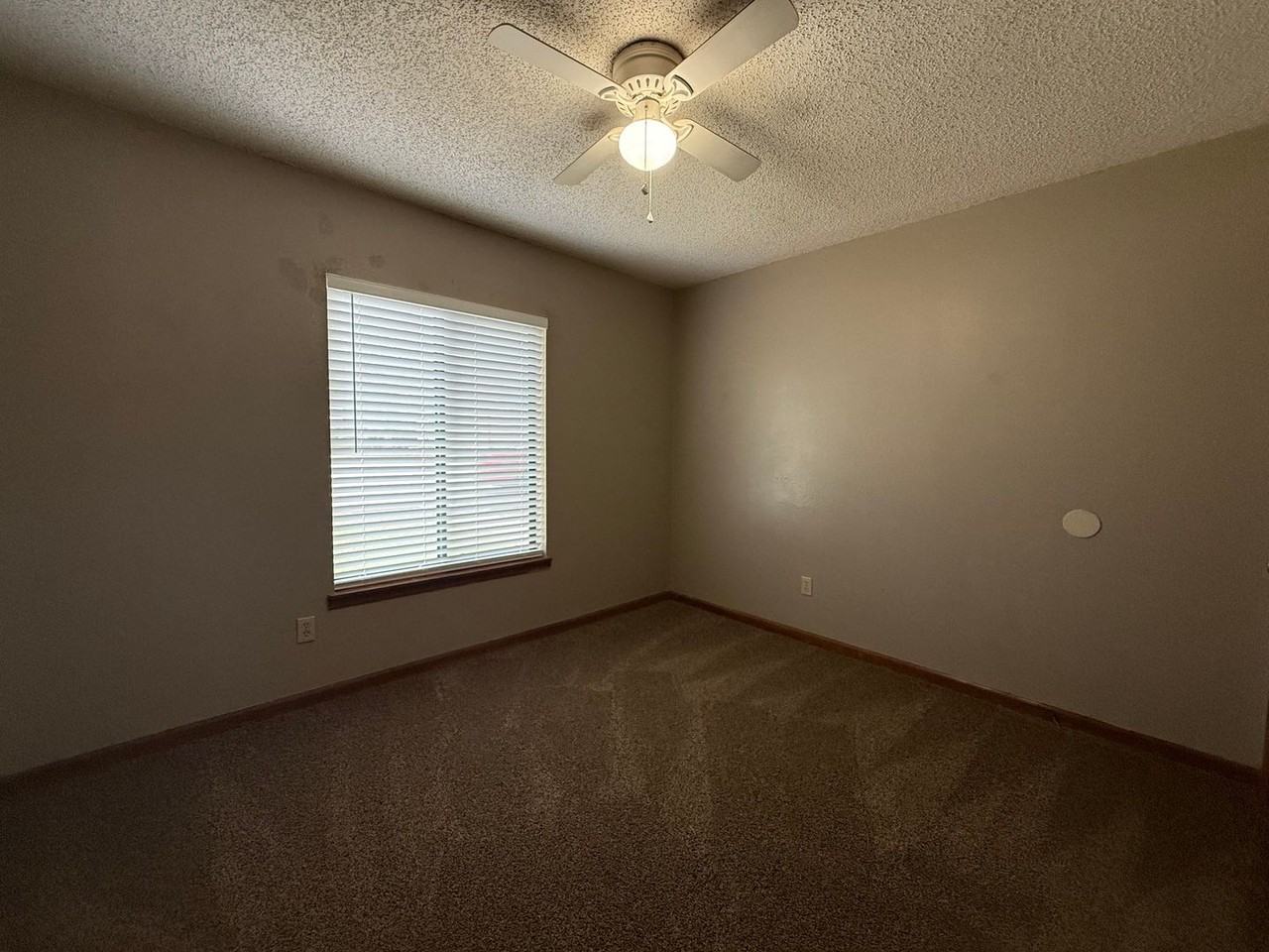 1572 Keily Run - Photo 2 of 9