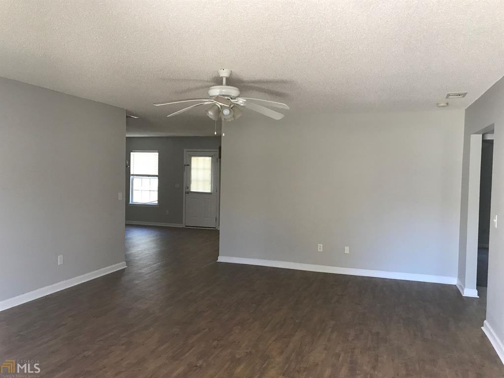 104 Harden Rd - Photo 4 of 19