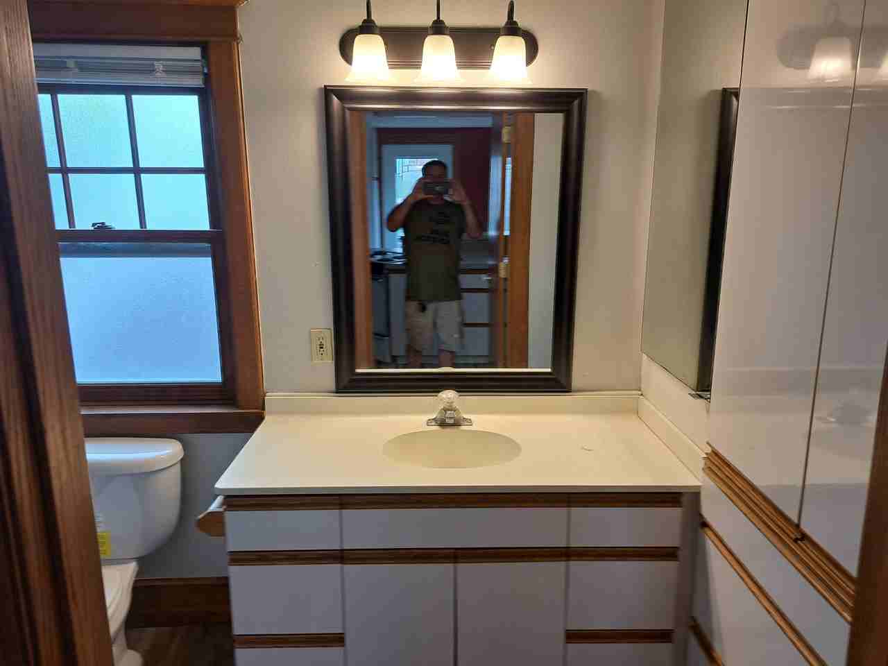 208 W Main St #208 - Photo 4 of 6