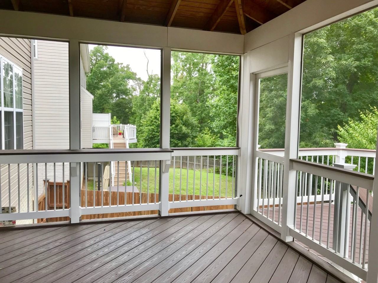81 Landmark Dr - Photo 3 of 47