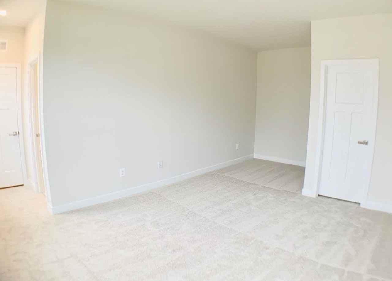 11380 Willow Green Cir - Photo 4 of 50