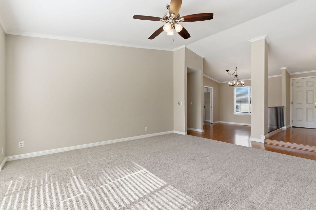 1077 Bellamy Ct - Photo 7 of 45