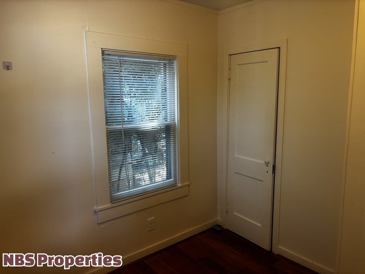213 W Moody Ave #1 - Photo 7 of 15